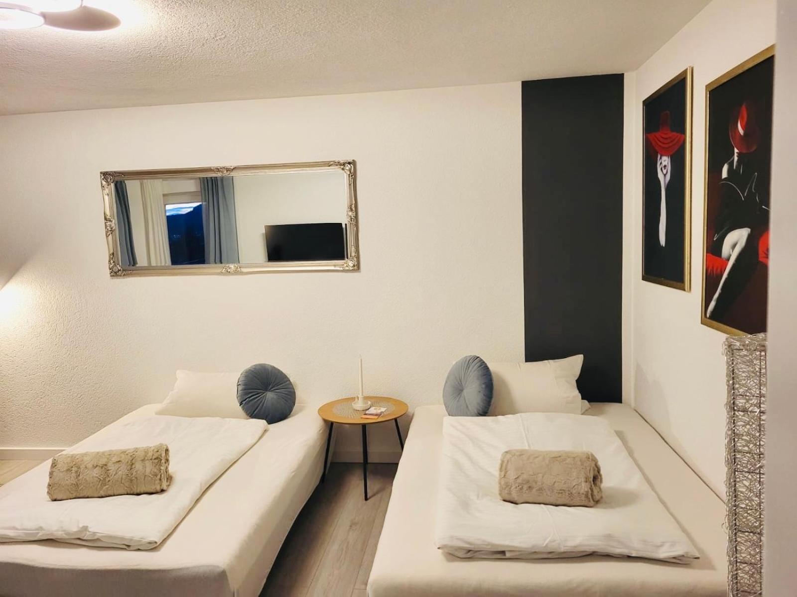 Apartment- Metzingen Метцинген Экстерьер фото